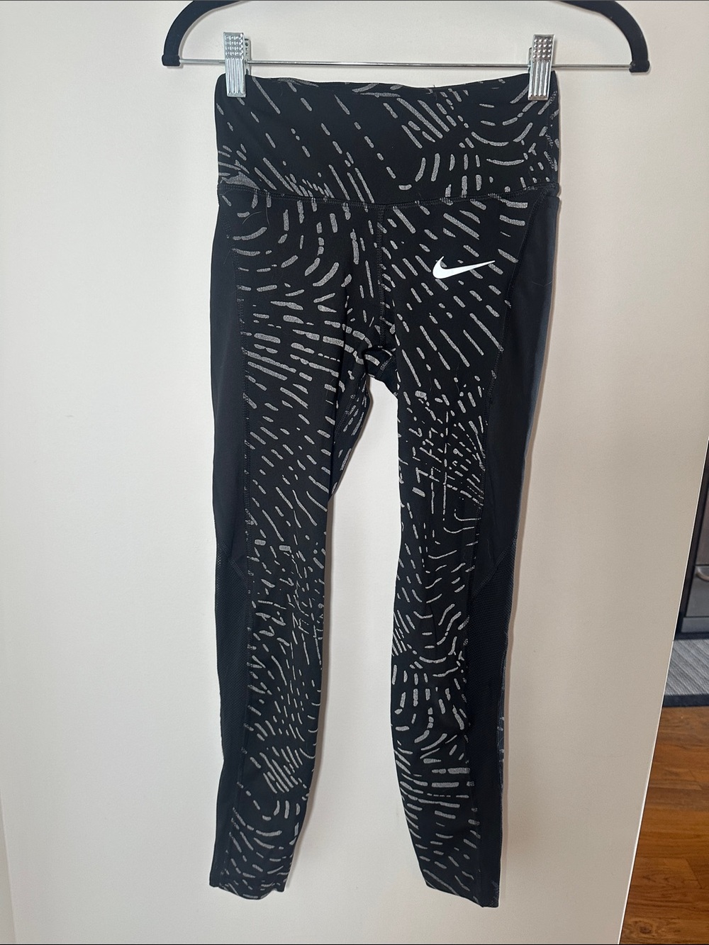 Nike Women’s Black Leggings with Reflective Dash Print